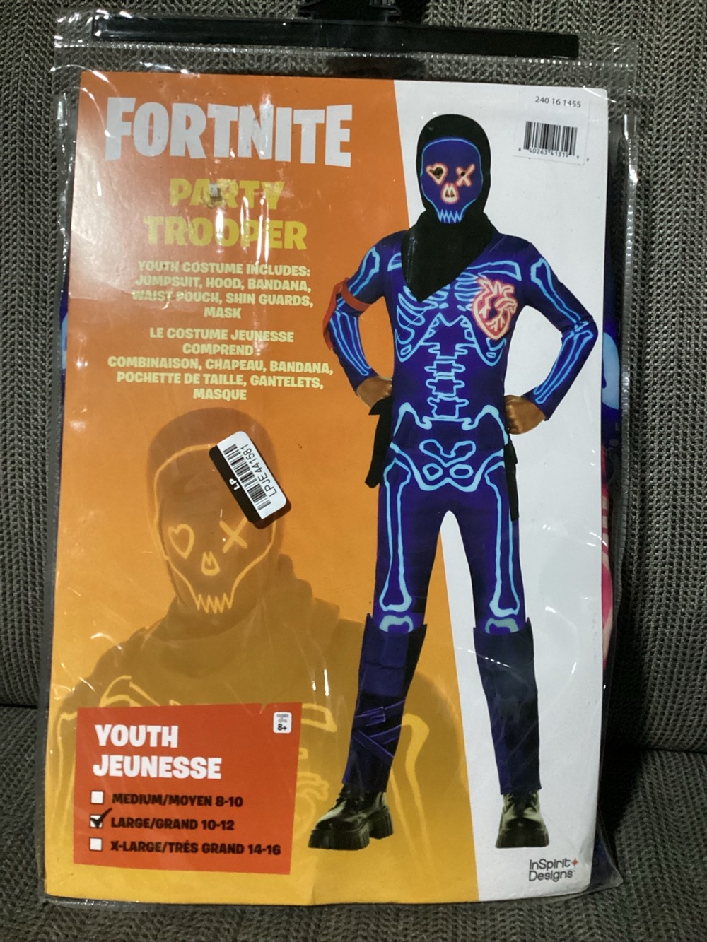 Fortnite Party Trooper Youth Costume Halloween 7 pc. Youth Size Large (10/12)